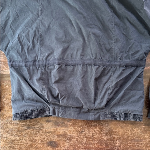 Lululemon Black Hooded Jacket Drawstring Waist Activewear Coat Womens Size 6 - Picture 3 of 10